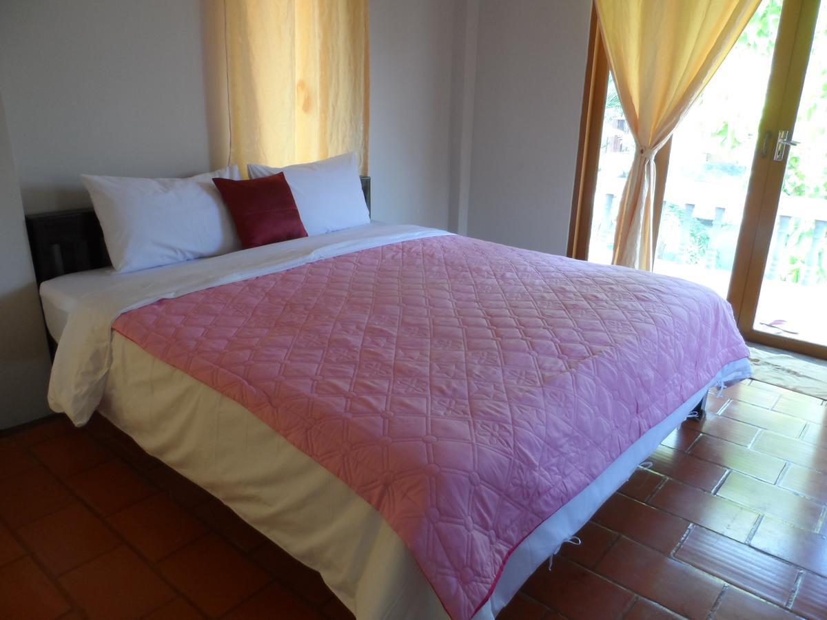 Arerayah Beach Resort Pran Buri Exterior foto