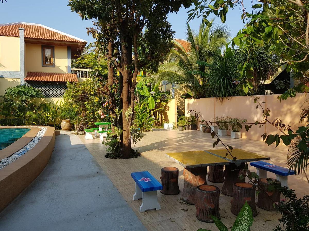 Arerayah Beach Resort Pran Buri Exterior foto